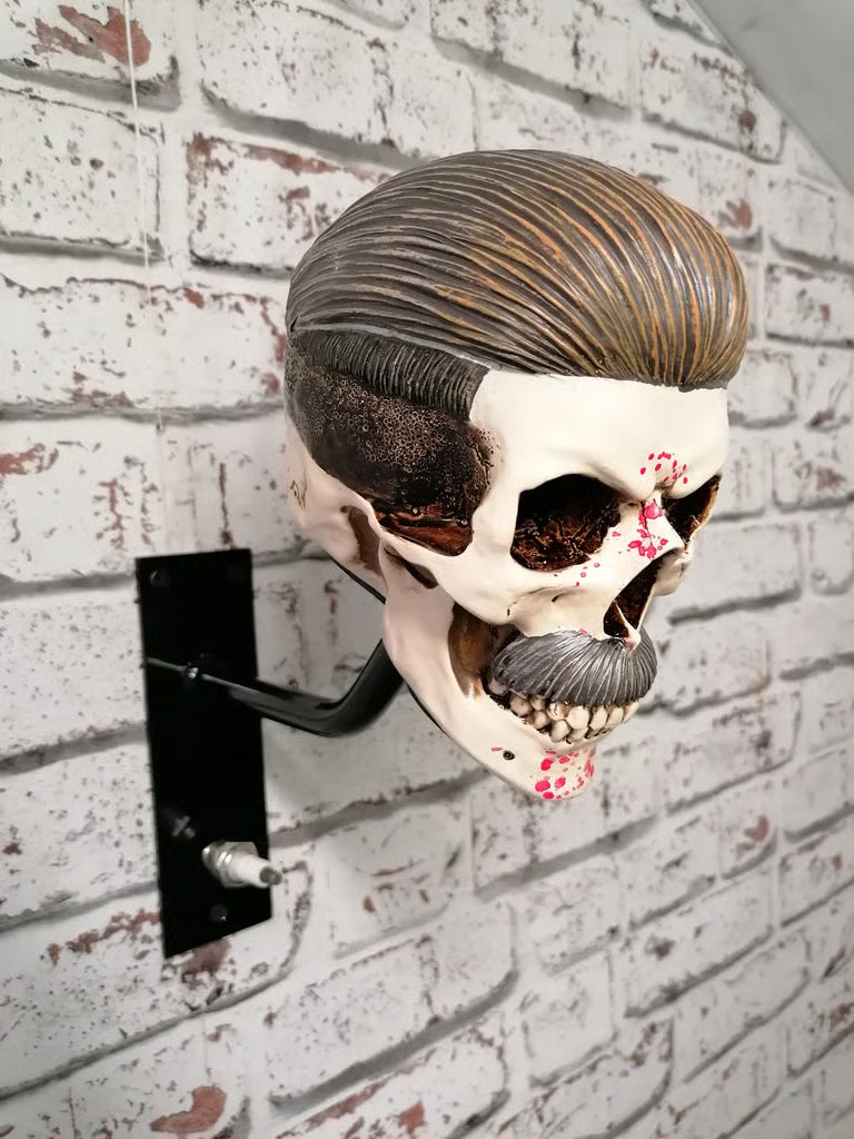 💀SkullRack – Holder til hjelm og jakke