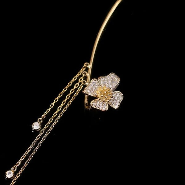 Enkle clip-on-øreringe med sommerfugle, blomstermotiver og kvaster – Elegante, behagelige og kræver ingen huller i ørerne