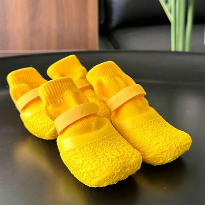 Skridsikre og vandtætte sko til kæledyr 🐶👟